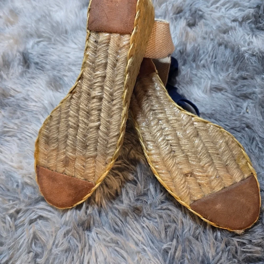 LAUREN Ralph Lauren Navy Floral Espadrille Wedge Sandals, Size 8